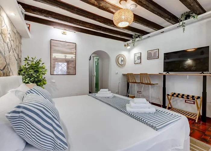 Colosseum Loft, Rustic-modern Charm Appartement