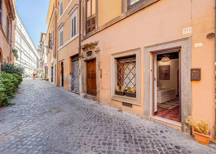 Colosseum Loft, Rustic-modern Charm Apartment *